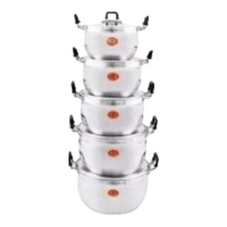 UN -COOKING POT 18-26cm